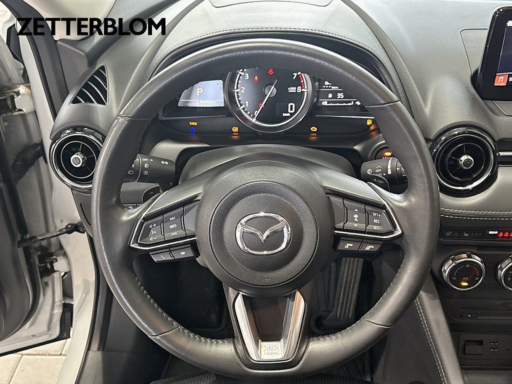 SUV Mazda CX-3 12 av 16
