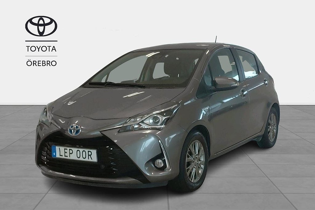 Toyota Yaris Hybrid Active Mv V-hjul