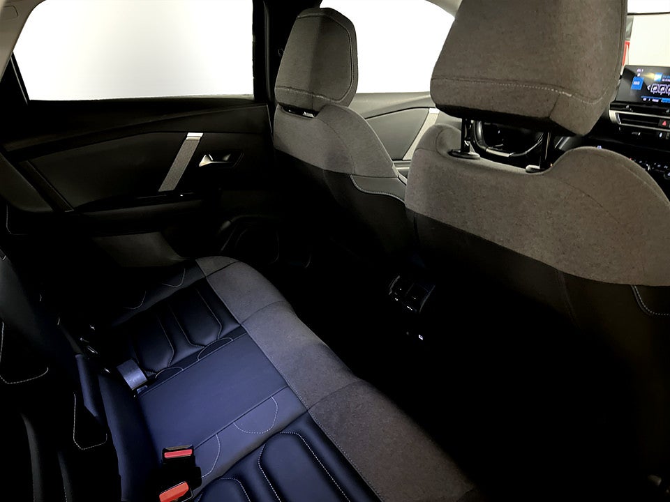 Bild på Citroën C4 Shine 1.2 PT 155hk Aut FARTHÅLLARE KEYLESS