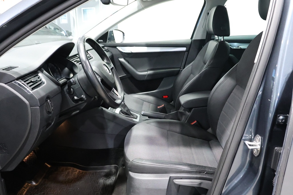Skoda Octavia Style 2017, bild 5/10