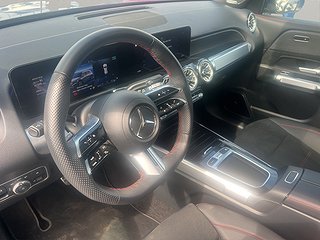 SUV Mercedes-Benz GLB 6 av 8