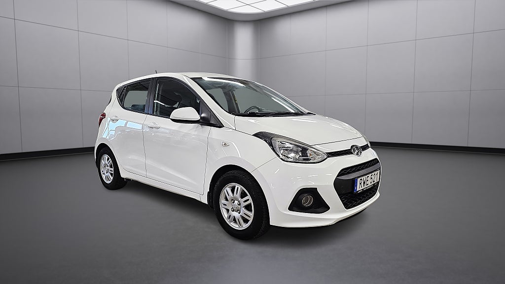 Hyundai i10 1.0 Comfort Euro 3 Nybesiktigad Nyservad P-Sensor