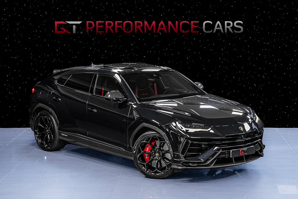 Lamborghini Urus Performante 60th Anniversary MOMS Full Carbon Akrapovic