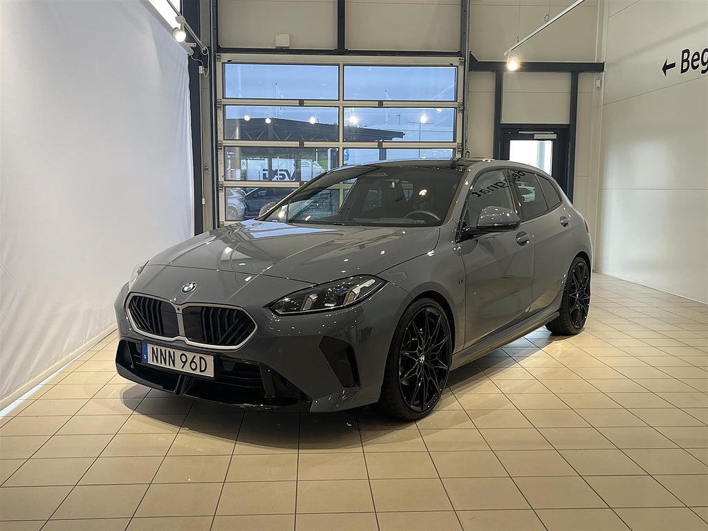 BMW 120 M Sport Innovation Panorama DAP H K | Ränta 1,99%