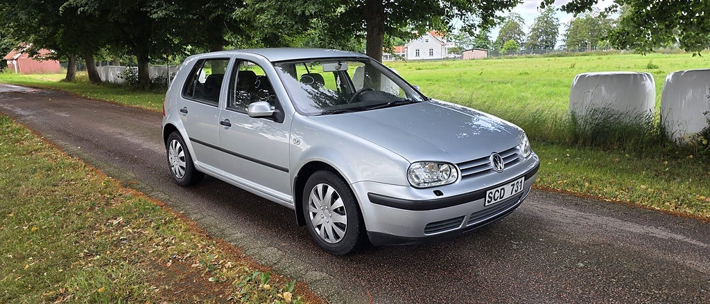 Volkswagen Golf 5-dörrar 1.6 Basis Euro 4, Svensksåld. 