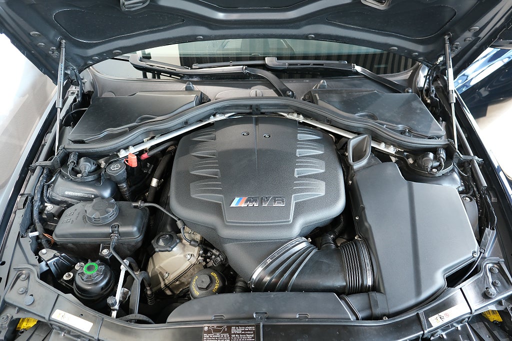 BMW M3 2008 - miniatyr 13