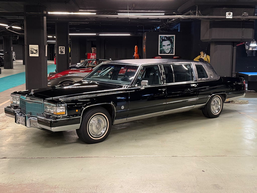 Cadillac Brougham Limousine med exklusiv historia 