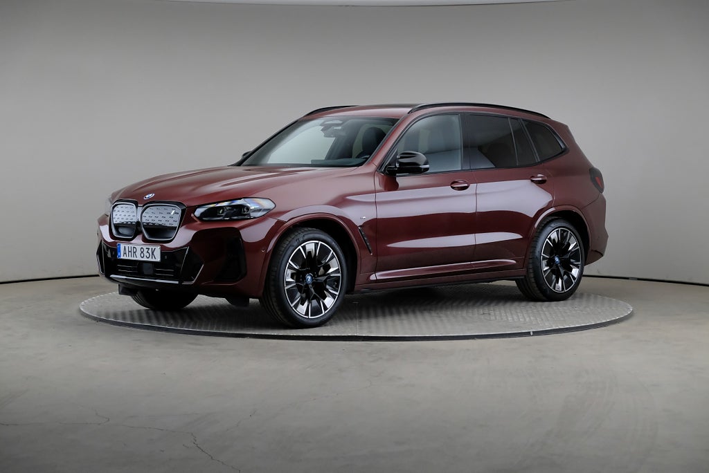 BMW iX3 286hk Charged Plus M Sport Pano Drag H&K Läder