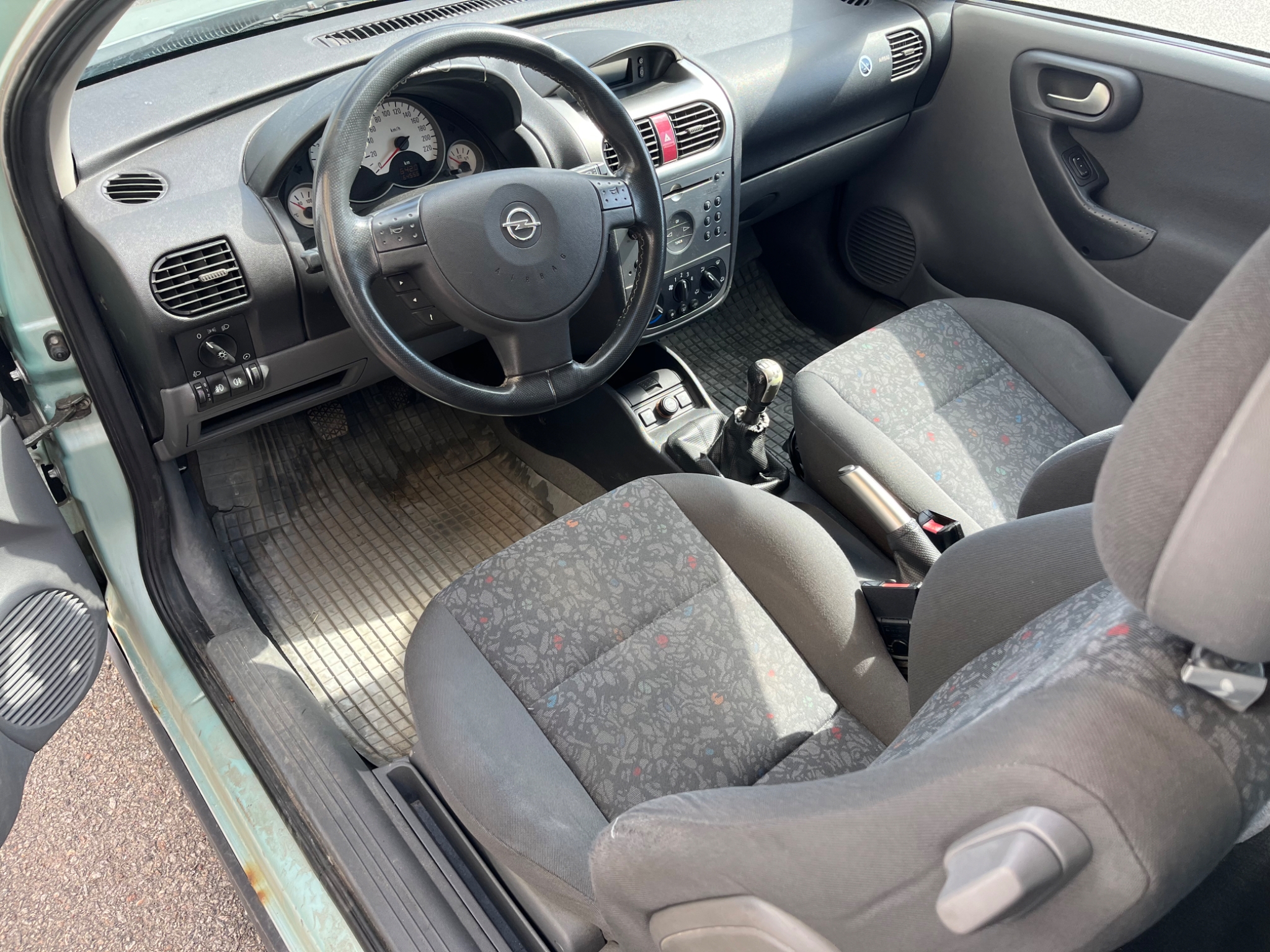 Opel Corsa 3-dörrar 1.4 Sport 90hk 2001, kuva 5/31