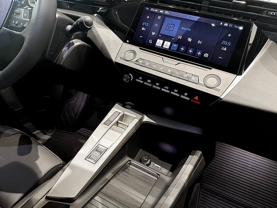 Bild på Peugeot 308 sw Allure Hybrid 145hk Aut B-KAMERA CARPLAY