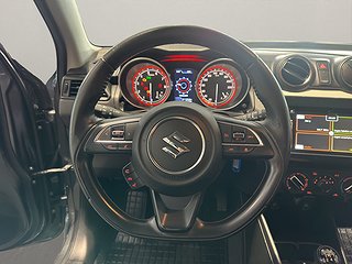 Halvkombi Suzuki Swift 5 av 11