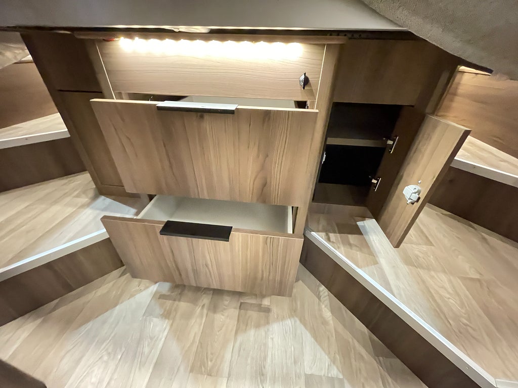 Kabe TMX Royal 810 LQB / ALDE / Taksäng / 5bält / Ugn / MB / Automat/ - Kabe