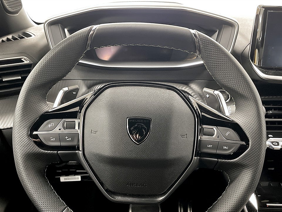 Bild på Peugeot 2008 GT 1.2 PT 130hk Aut B-KAMERA NAVI