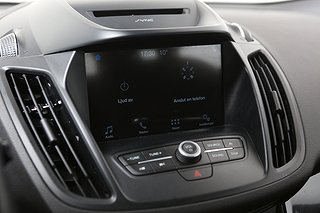 SUV Ford Kuga 18 av 25