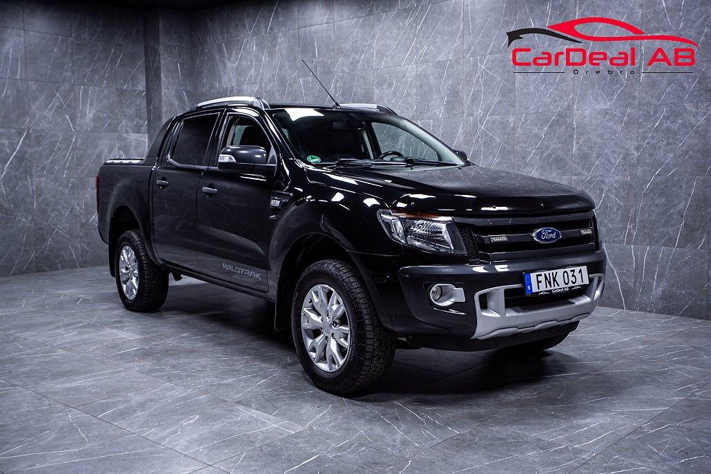 Ford ranger Dubbelhytt 3.2 TDCi Wildtrack B-Kam Skinn Drag