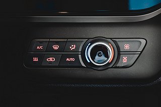 Transportbil - Skåp Maxus e-Deliver 3 6 av 12