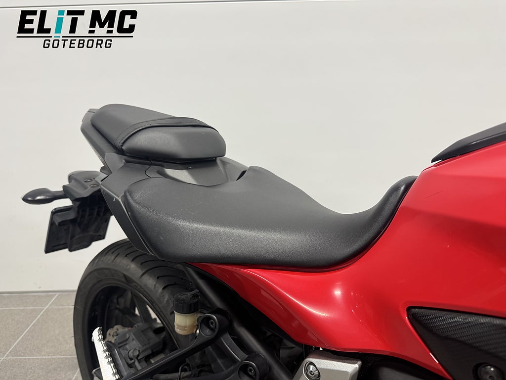 Yamaha MT-07 2014 - miniatyr 3