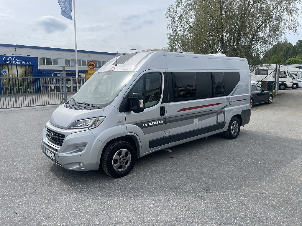 Fiat Adria Twin 600 SPT 148Hk // Plåtis // Automat // Ny besiktigad  