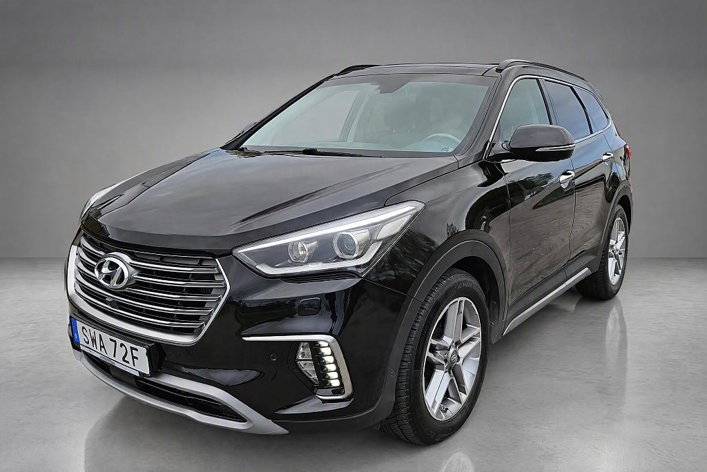 Hyundai Grand Santa Fe