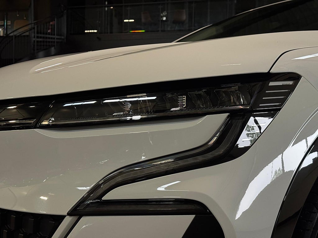 Renault Mégane E-TECH 60 kWh Electric 2023 / 960mil Equilibre 220hk Kame