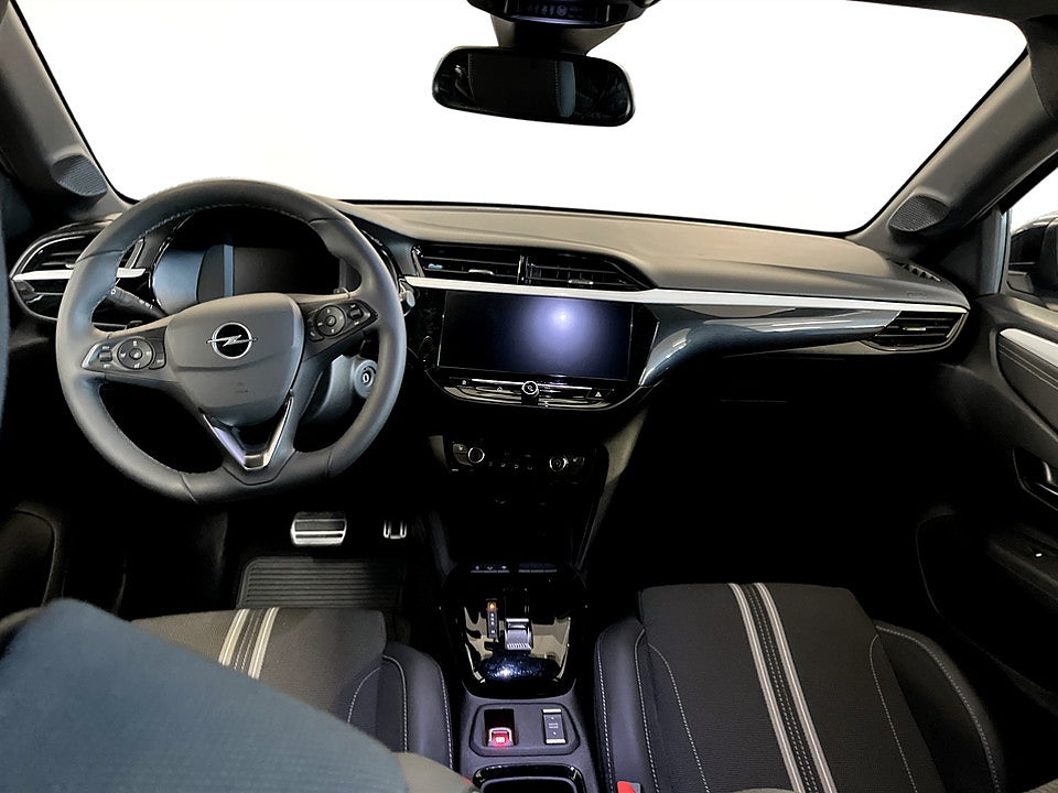 Bild på Opel Corsa GS 1.2 PT 100hk Aut B-KAMERA CARPLAY