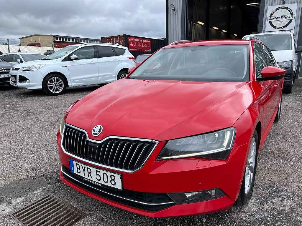 Skoda Superb  2.0 TDI Style AUTOMAT DRAG NY KAMREM Euro 6  