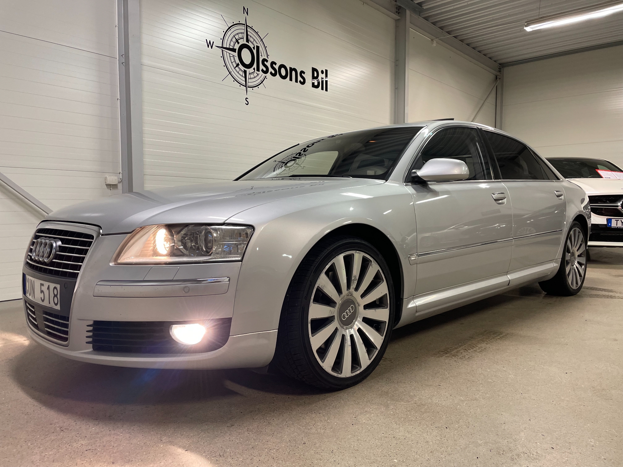 Audi A8 L 4.2 TDI V8 326hk 2006, bild 5/54