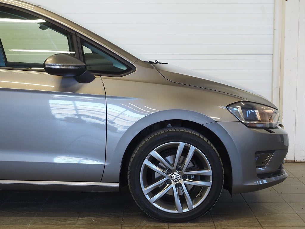 Volkswagen Golf Sportsvan 1.2 TSI 110hk Drag Kamera Låga mil! 2016