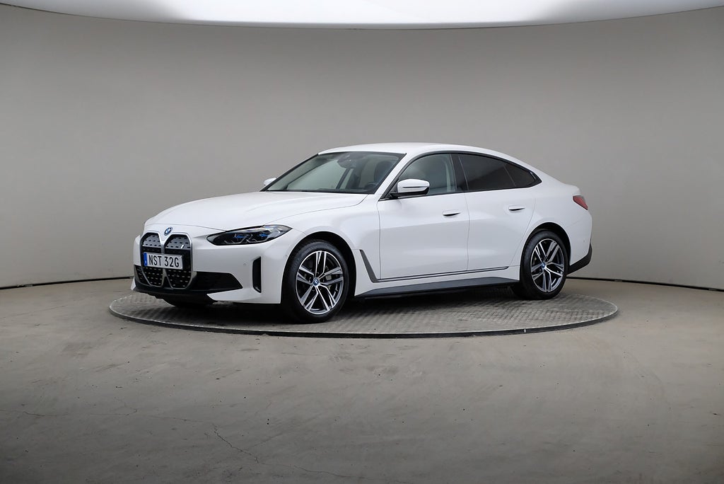 BMW i4 eDrive40 340hk Innovation Laser Läder