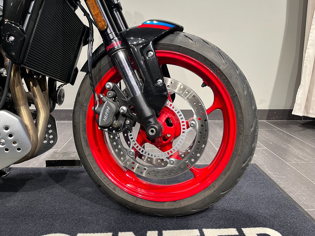 Triumph 660 Trident Triple / 3,45% / 96Mil