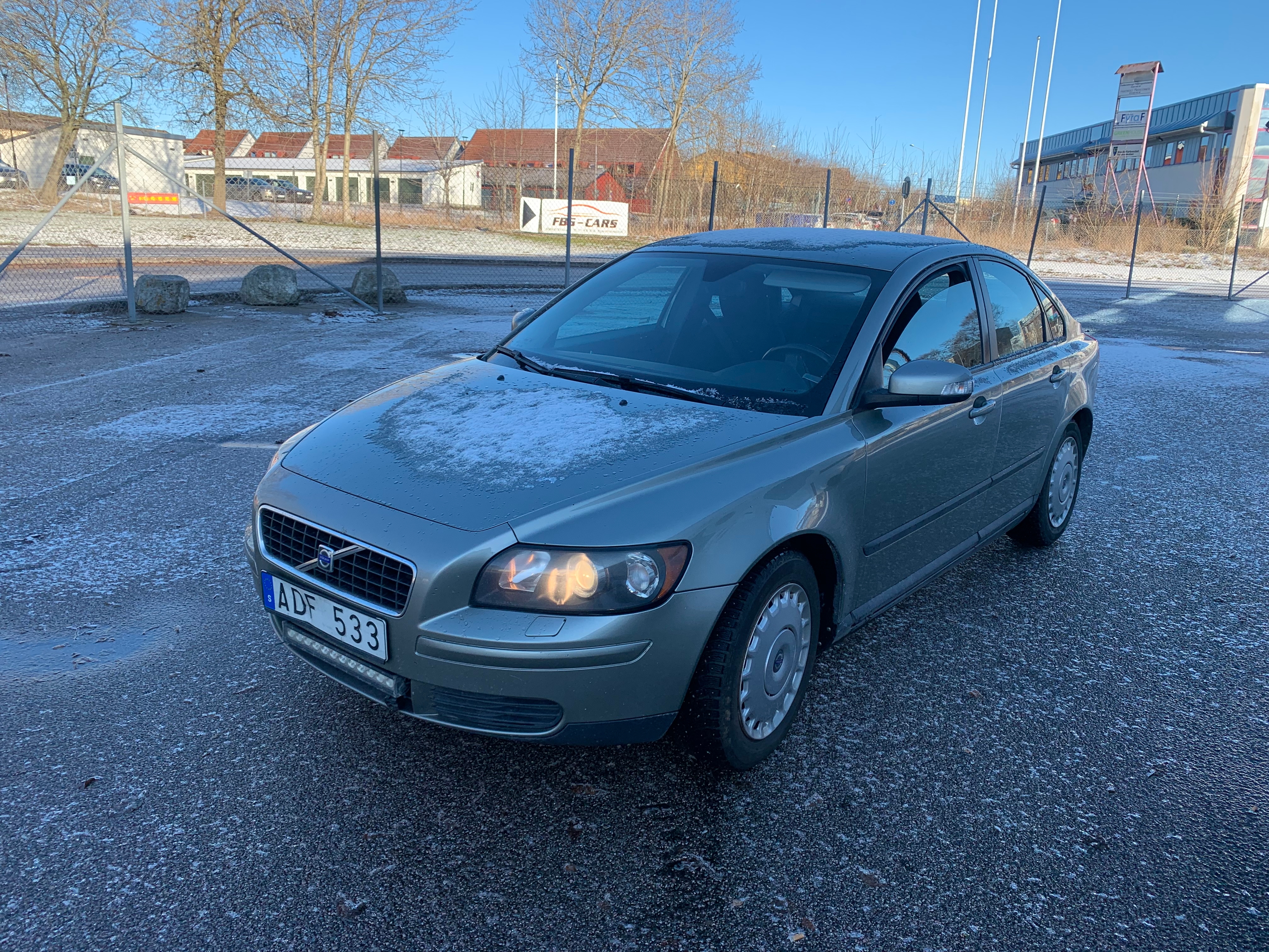 Volvo S40 2.0 D Kinetic 136hk 2007, bild 4/33
