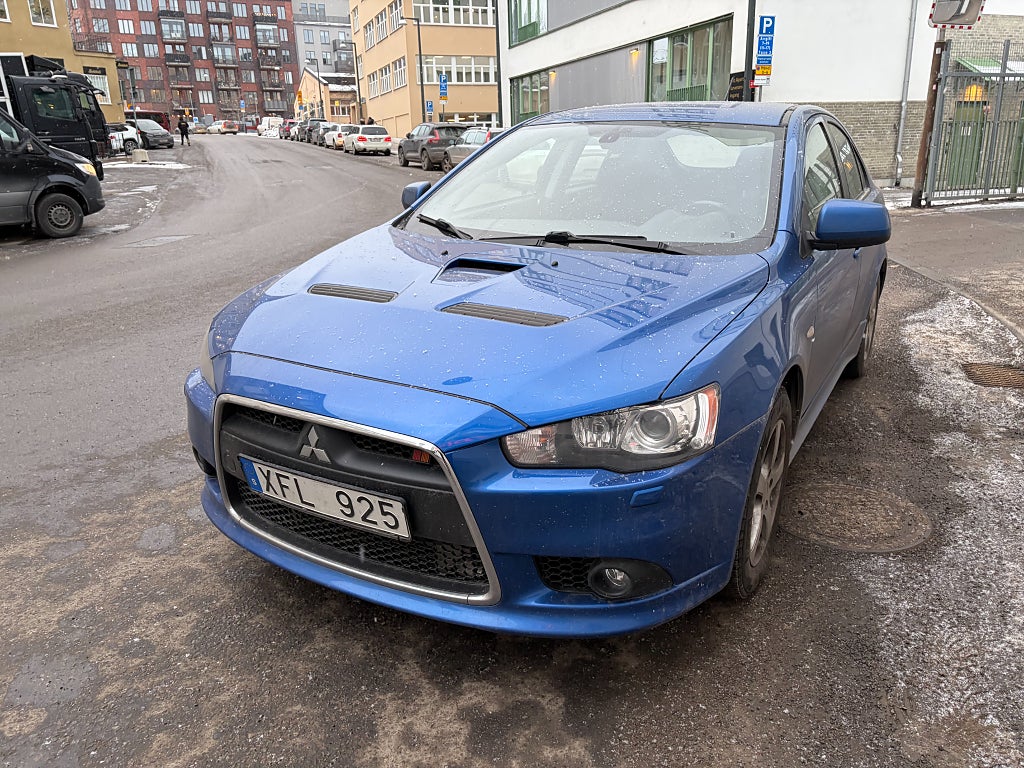 Mitsubishi Lancer SPORTBACK RALLIART 2.0 AWC TC-SST 240HK 4WD EN ÄGARE