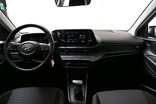 Halvkombi Hyundai i20 17 av 25