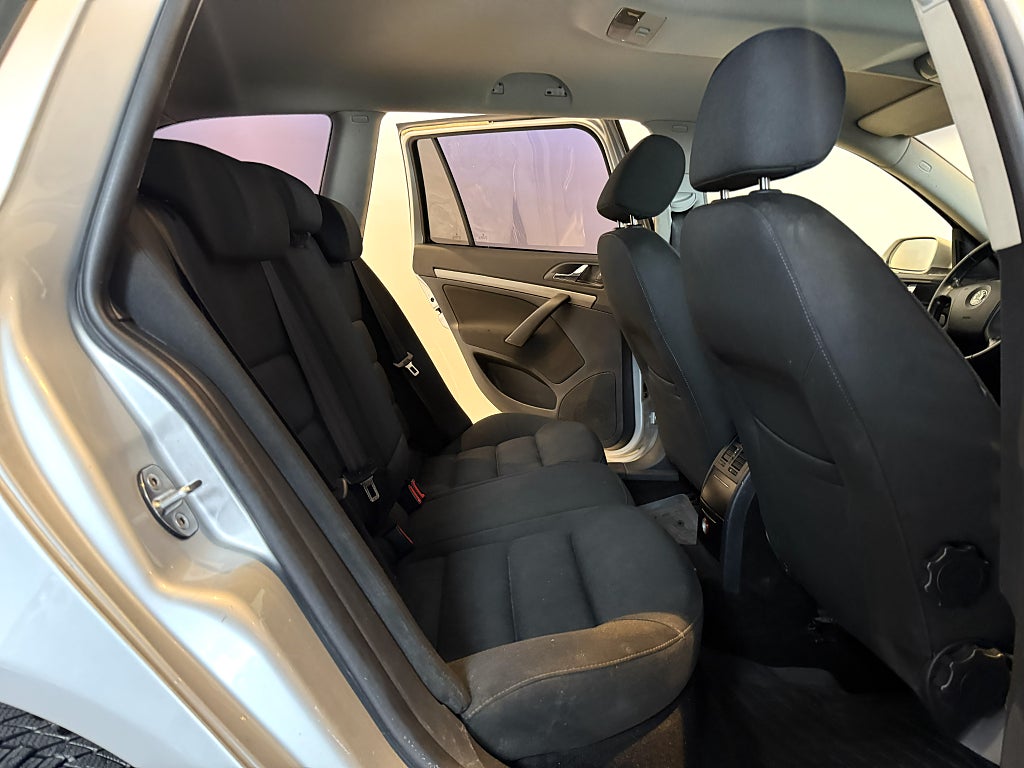Skoda Octavia Kombi 2.0 FSI 150HK AUTOMAT DRAGKROK NYSERVAD NYBES