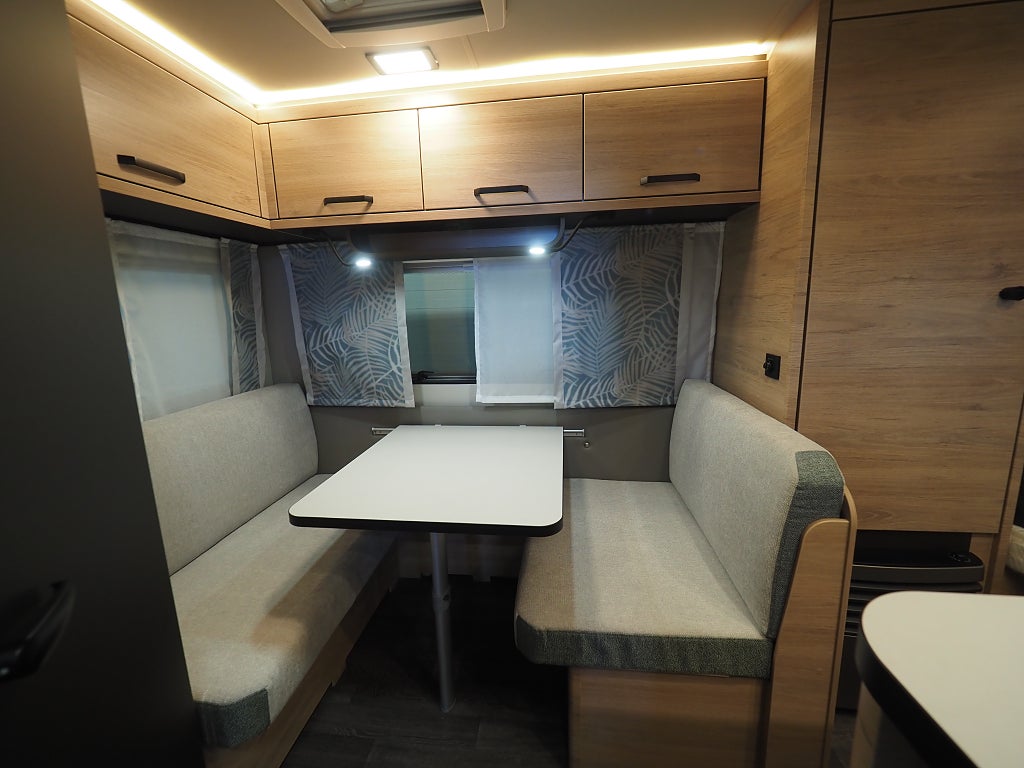 Weinsberg Caraone 390 QD 1150kg