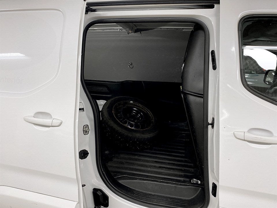 Bild på Peugeot Partner PRO+ 1.5 BHDi 130hk Aut L2 - B-KAMERA, DRAG