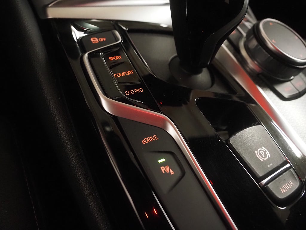 BMW 530e iPerformance 252hk M-Sport |Cockpit|Navi |Kamera|H/K| 2020