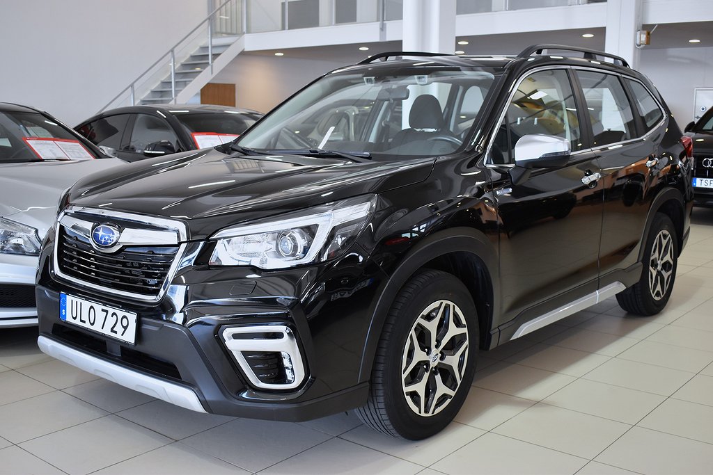 Subaru Forester e-Boxer Lineartronic B-kam LED Carplay Moms Euro 6