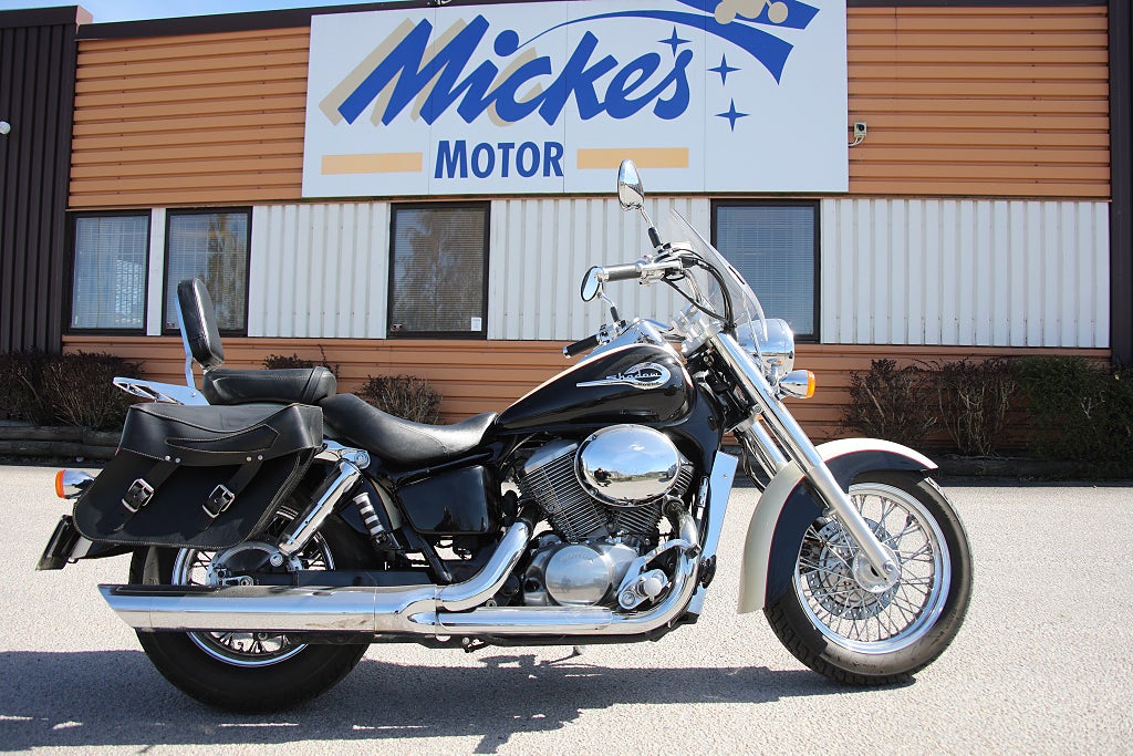 Honda VT750C Shadow