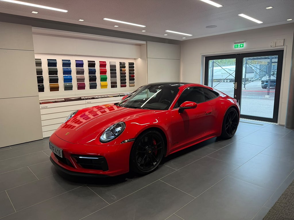 Porsche 911 4 GTS  / 480hk