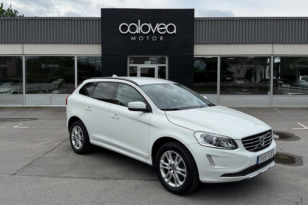 Volvo XC60 D4 AWD 181 hk Automat Momentum - Dieselvärmare...