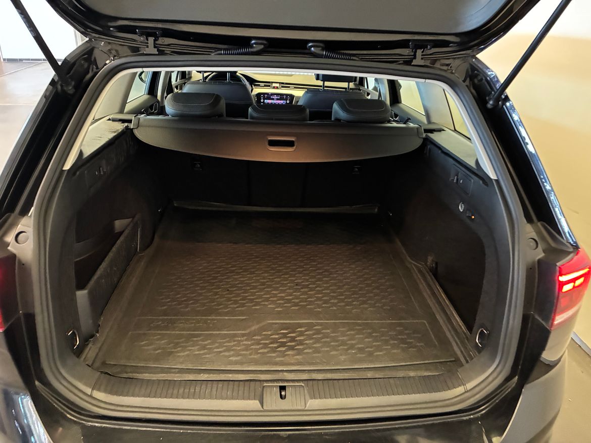 Volkswagen Passat 2024, bild 7/10