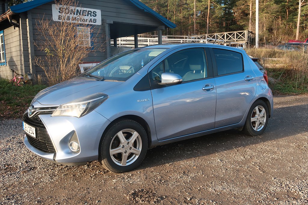 Toyota Yaris Hybrid e-CVT Active, Executive Euro 6