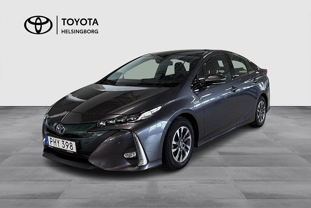 Toyota Prius Plug- in Executive