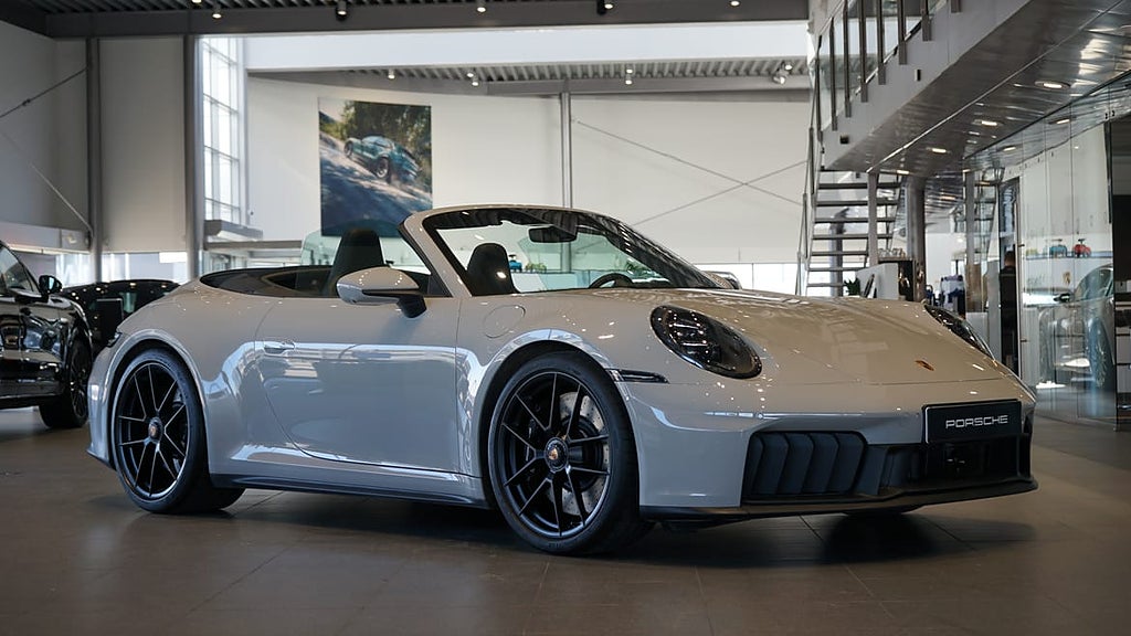 Porsche 911 Carrera GTS Cabriolet