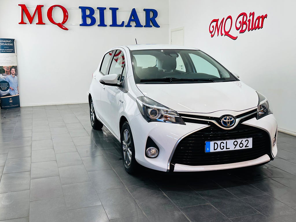 Toyota Yaris Hybrid e-CVT Active Euro 6 Backkamera 101hk