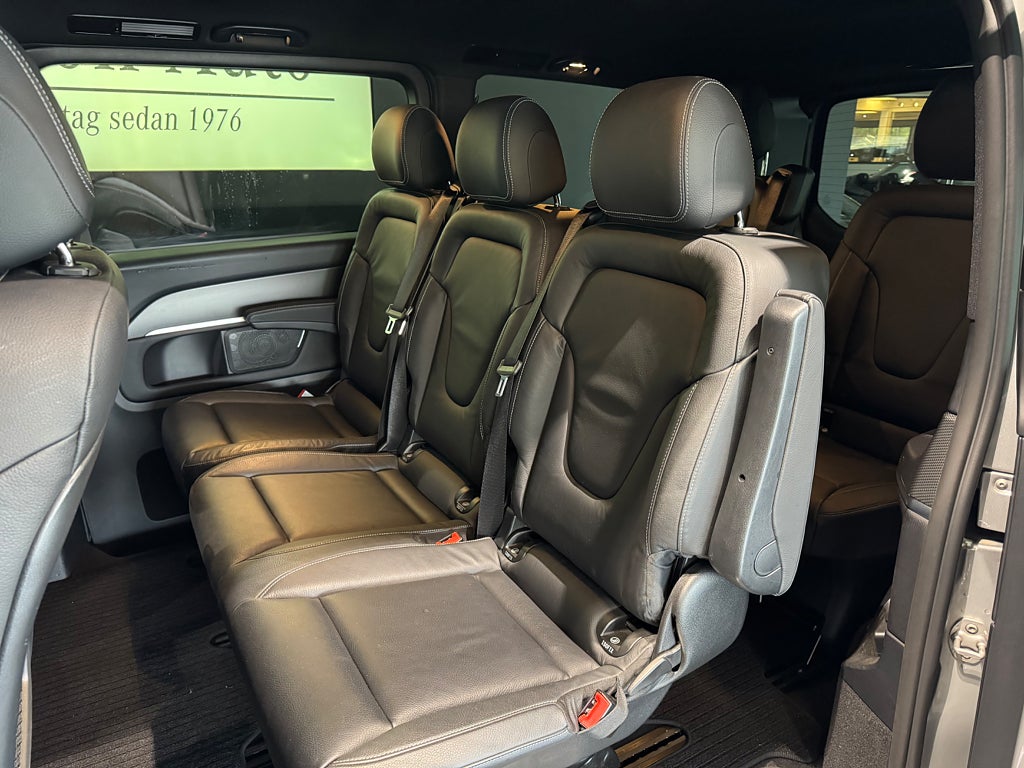 Mercedes-Benz V300 d 300 d 4Matic Lång AMG Värmare Drag Burmester Läder - bild 14