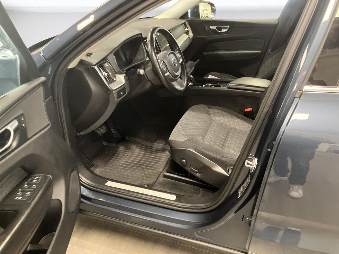 Volvo XC60 2023, bild 6/53