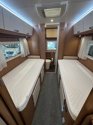 Husbil-halvintegrerad RIMOR Sweden Limited 10 av 20