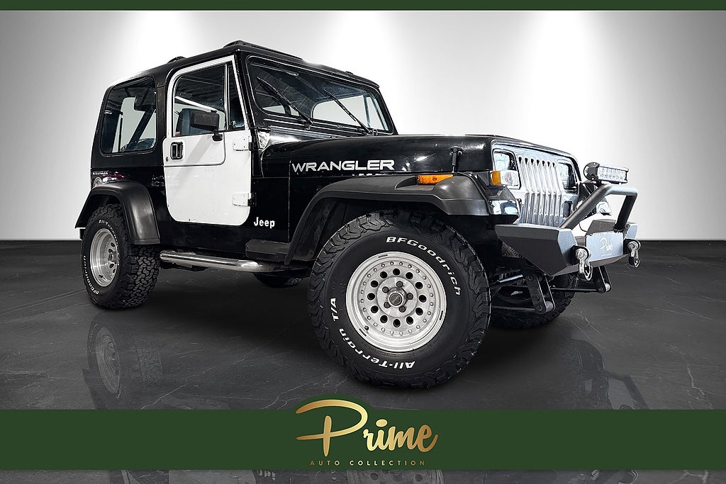 Jeep Wrangler 2.5 | Rock Crawler | 4x4 | 31" | Hardtop